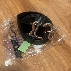 Fashion nova snake belt brand new